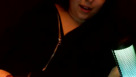 kitty online show from November 2025 10:13:02 PM