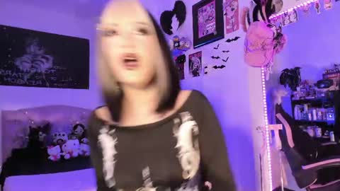 Kitty Goth  online show from July 2026 10:14:02 PM