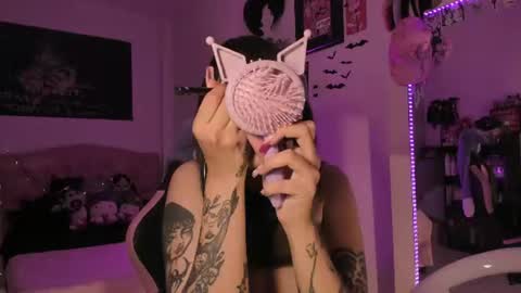 Kitty Goth  online show from July 2026 10:34:02 PM