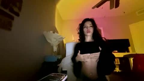 isabelle online show from April 2026 07:00:01 AM