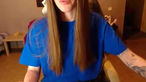 KittyloveMoon online show from June 2026 07:16:02 PM