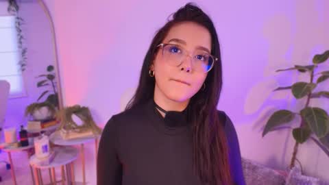 Snapshot of kittysophie_ chatting on November 2025 09:57:02 PM Sophie online show from November 2025 09:57:02 PM