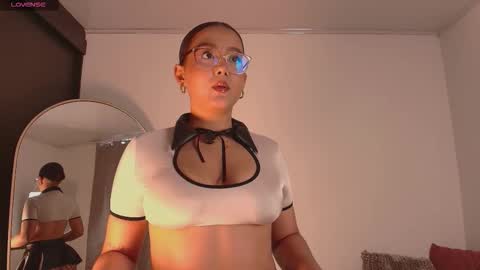 Snapshot of kittysophie_ chatting on March 2026 01:02:01 PM Sophie online show from March 2026 01:02:01 PM