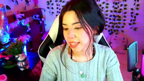 Kittyuwu  online show from November 2025 06:40:02 PM