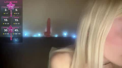 kittywithu online show from November 2025 12:38:02 PM