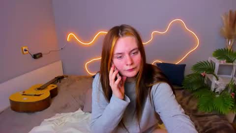 Snapshot of kittyy_rinna chatting on October 2025 02:01:02 AM Rina online show from October 2025 02:01:02 AM