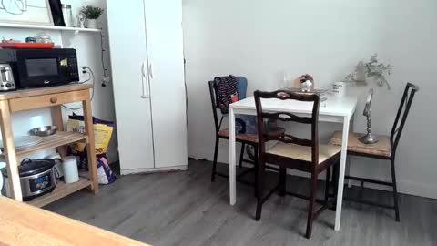 Kittyymaze online show from March 2026 12:43:02 PM