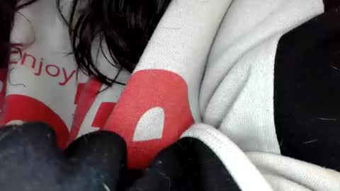 Kittyymaze online show from May 2026 12:24:01 PM
