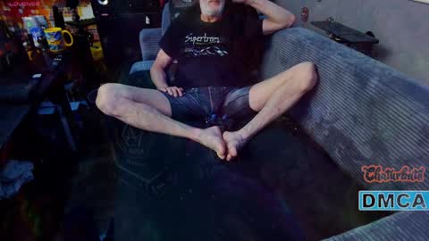 kiveuxmakeu online show from June 2026 03:45:01 AM