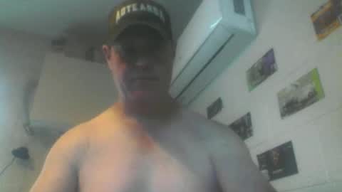 Snapshot of kiwiguy19773 chatting on March 2026 12:44:01 AM kiwiguy19773 online show from March 2026 12:44:01 AM