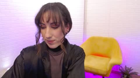 Klarissa online show from September 2025 05:33:02 AM