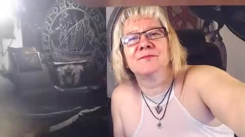 Michelle online show from February 2025 06:02:02 PM