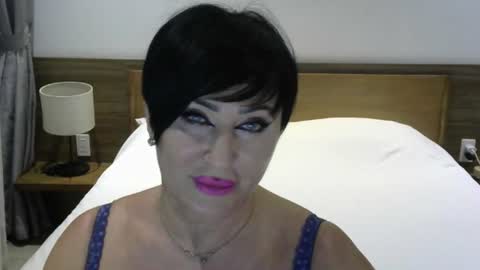 kleo901854860422 online show from July 2026 02:43:02 PM