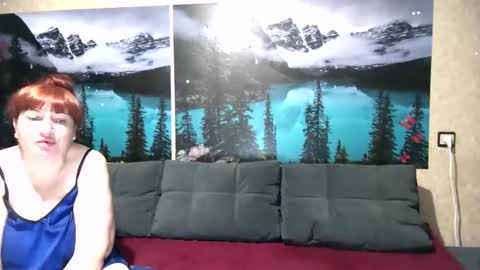 Kleosnow online show from November 2025 11:13:02 AM