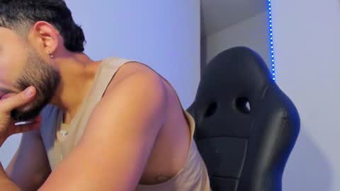 Snapshot of klinsmannwalton chatting on January 2026 11:14:02 AM klinsmannwalton online show from January 2026 11:14:02 AM