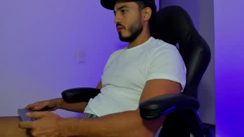 Snapshot of klinsmannwalton chatting on March 2026 10:18:02 AM klinsmannwalton online show from March 2026 10:18:02 AM