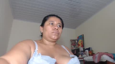 Snapshot of kloe_boobs chatting on February 2025 07:49:01 PM Kloe online show from February 2025 07:49:01 PM