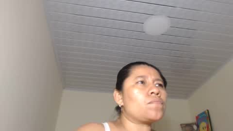 Snapshot of kloe_boobs chatting on February 2025 06:02:01 AM Kloe online show from February 2025 06:02:01 AM