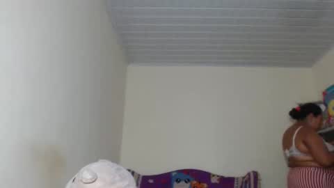 Snapshot of kloe_boobs chatting on February 2025 02:23:02 AM Kloe online show from February 2025 02:23:02 AM