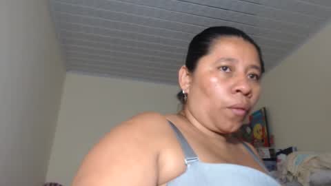 Snapshot of kloe_boobs chatting on February 2025 11:55:01 PM Kloe online show from February 2025 11:55:01 PM
