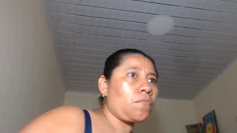 Snapshot of kloe_boobs chatting on October 2025 08:08:01 PM Kloe online show from October 2025 08:08:01 PM