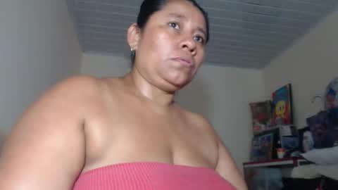 Kloe online show from November 2025 04:39:02 PM