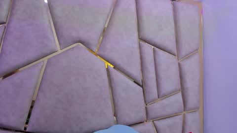 kloe online show from April 2026 05:57:02 AM