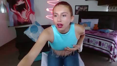 Snapshot of kloe_deker chatting on December 2024 01:47:01 PM Kloe deker online show from December 2024 01:47:01 PM