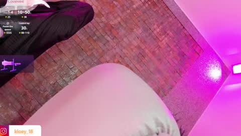 Kloey  online show from January 2025 01:00:02 AM