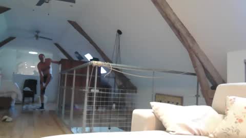 Snapshot of kloves2cum chatting on April 2026 08:36:02 AM kloves2cum online show from April 2026 08:36:02 AM