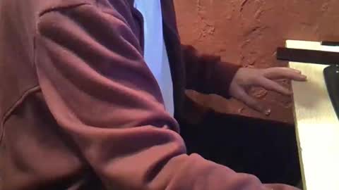 klovesu2000 online show from December 2024 03:35:01 PM