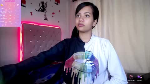 Snapshot of kloy_sech chatting on February 2025 02:38:02 PM Valen online show from February 2025 02:38:02 PM