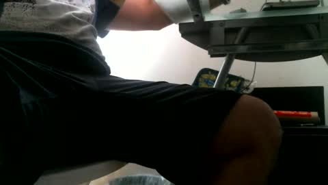 Snapshot of knickfranco chatting on February 2026 09:29:01 PM knickfranco online show from February 2026 09:29:01 PM