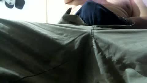 Snapshot of knickfranco chatting on February 2026 03:23:01 AM knickfranco online show from February 2026 03:23:01 AM