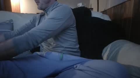 Knight3975 online show from February 2025 03:03:01 PM