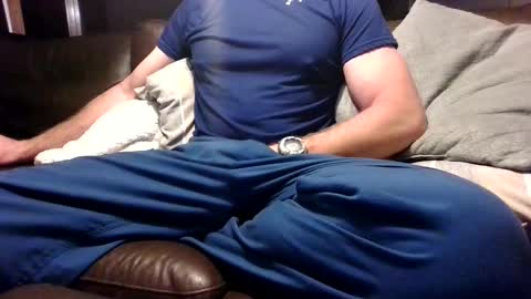 Knight3975 online show from November 2025 08:03:02 AM