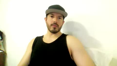 kolombianox online show from October 2025 05:52:01 AM