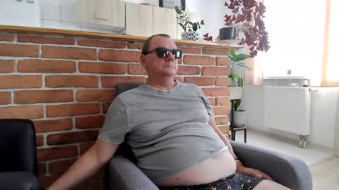 Snapshot of komputer123456789 chatting on July 2026 06:05:01 AM Bogdan online show from July 2026 06:05:01 AM