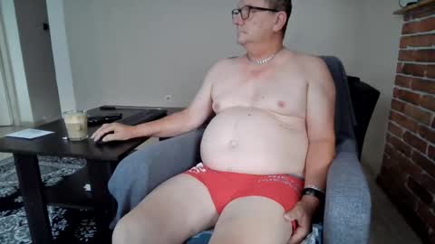 Snapshot of komputer123456789 chatting on August 2026 04:37:02 AM Bogdan online show from August 2026 04:37:02 AM