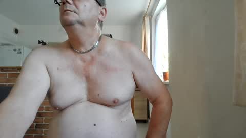 Snapshot of komputer123456789 chatting on August 2026 05:21:02 AM Bogdan online show from August 2026 05:21:02 AM