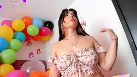konie Diaz online show from April 2026 06:12:01 PM