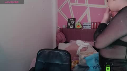 Snapshot of koning_moretti chatting on February 2026 03:09:02 PM camila online show from February 2026 03:09:02 PM