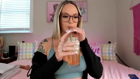  KORA MARiNA  online show from January 2025 06:45:02 PM