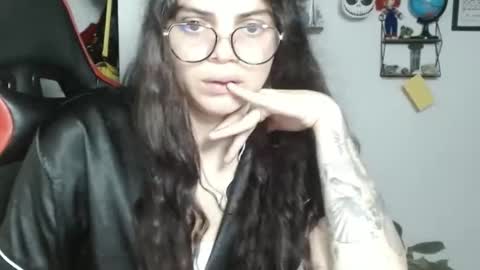 Karoll online show from February 2025 03:21:01 AM
