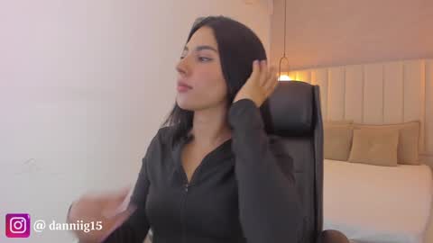 K O S M I C online show from January 2025 12:41:01 PM