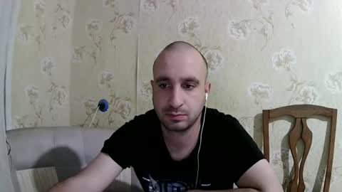 Snapshot of kostua31 chatting on October 2025 07:18:01 PM kvg-1994 online show from October 2025 07:18:01 PM