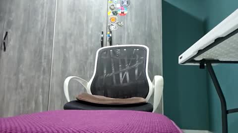 Koto Bombon online show from January 2026 08:01:01 PM