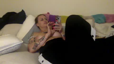 koyoteej online show from January 2025 10:52:01 AM