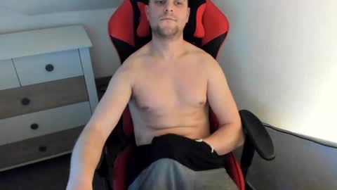 Snapshot of kozik1992 chatting on December 2024 07:48:01 AM Bartek online show from December 2024 07:48:01 AM