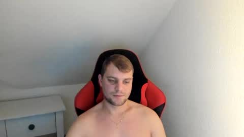 Snapshot of kozik1992 chatting on January 2025 05:46:02 AM Bartek online show from January 2025 05:46:02 AM